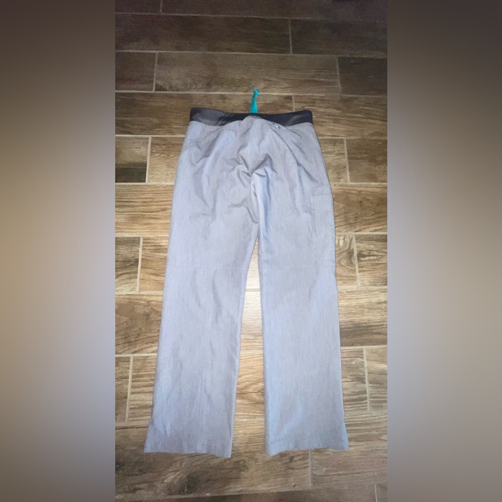 Figs women’s scrub pants - Picture 2 of 3